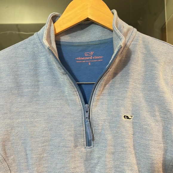 Vineyard Vines - 1/4 Zip Pullover - Picture 2 of 3